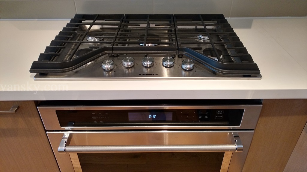 210402161648_gas stove.jpg
